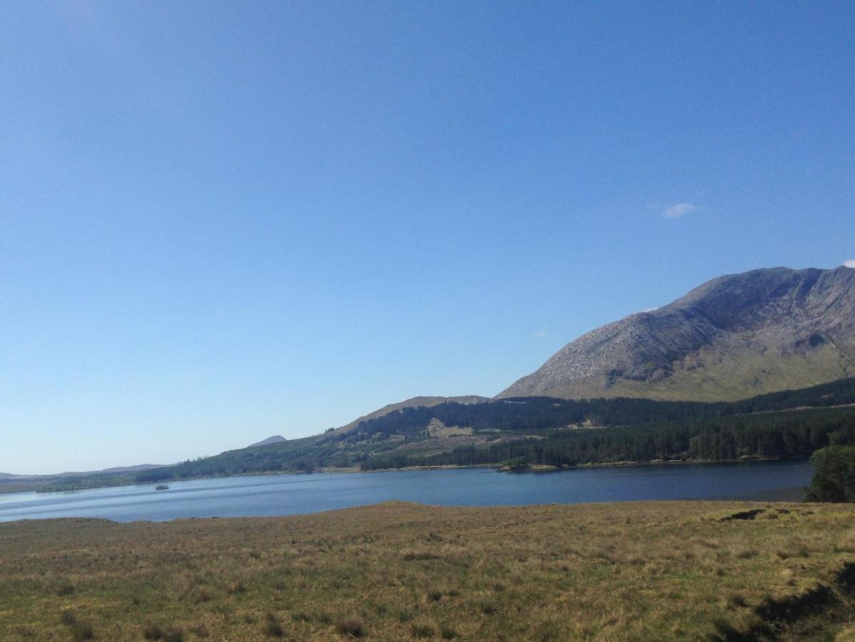 Railway View - Connemara Bed and Breakfast Recess Exteriör bild